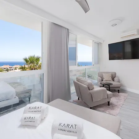 Karat Ocean Golf Vila *